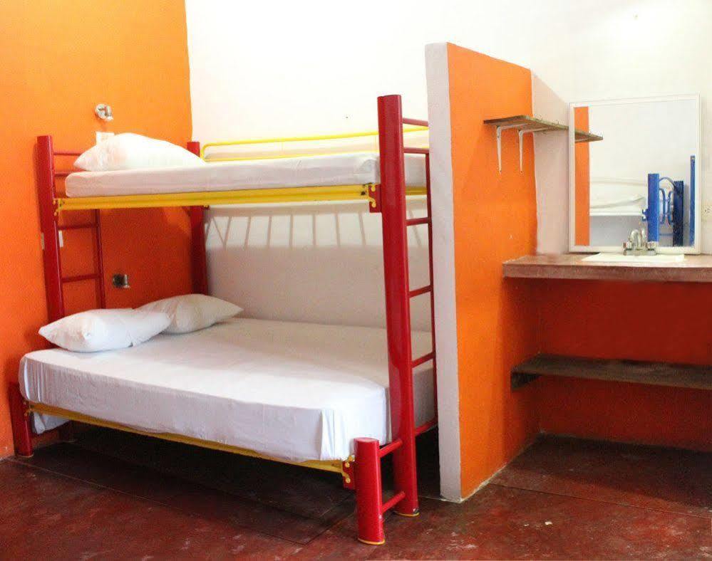 Hostal Vive La Vida 普拉亚卡门 外观 照片